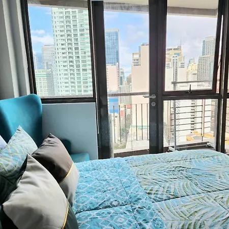 Cosy Kl Tower With Parkview Balcony, Pool, Gym, Sauna Near Greenbelt 100Mbps Manila Exterior photo